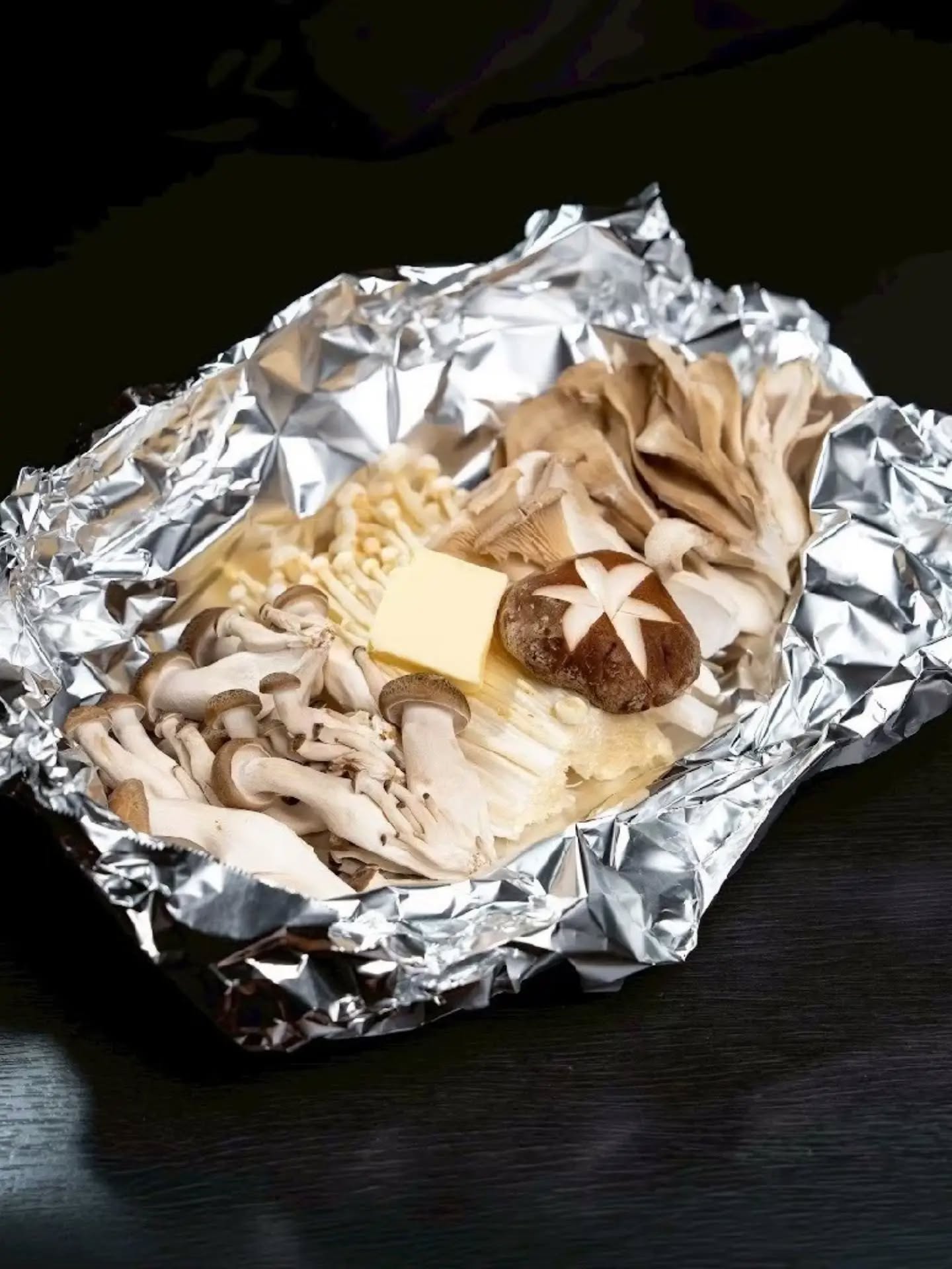 【熱々旨味が凝縮!名物ホイル焼き3選】
